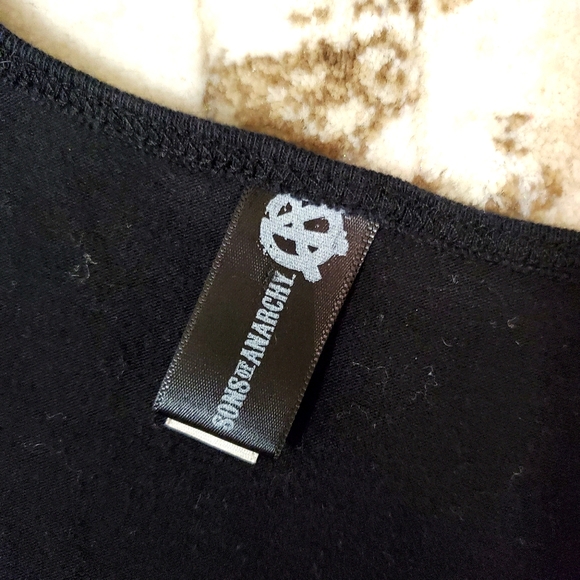 🍒2/$22 Sons of Anarchy Fringe Tank - Picture 3 of 4